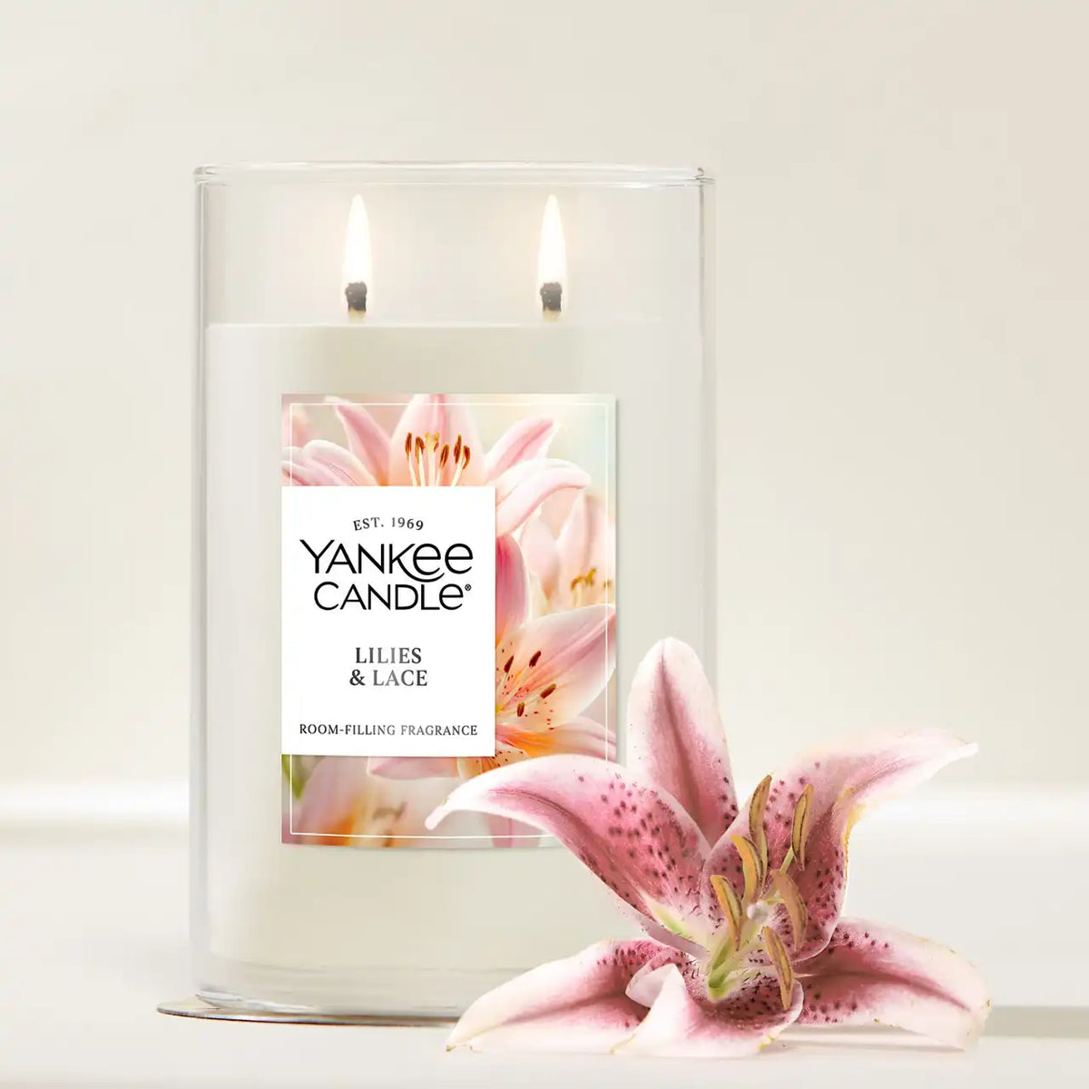 Lilies & Lace Large Tumbler Candle
