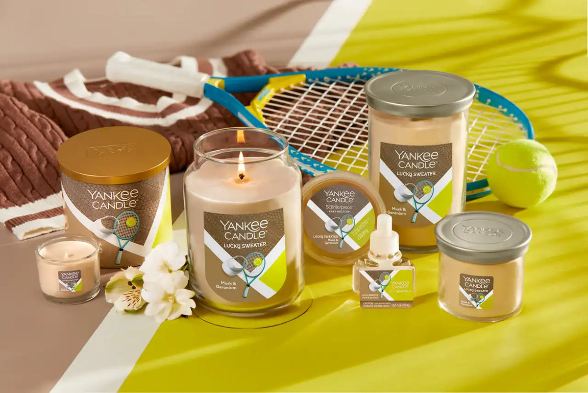 Lucky Sweater - Musk & Geranium Small Tumbler Candle