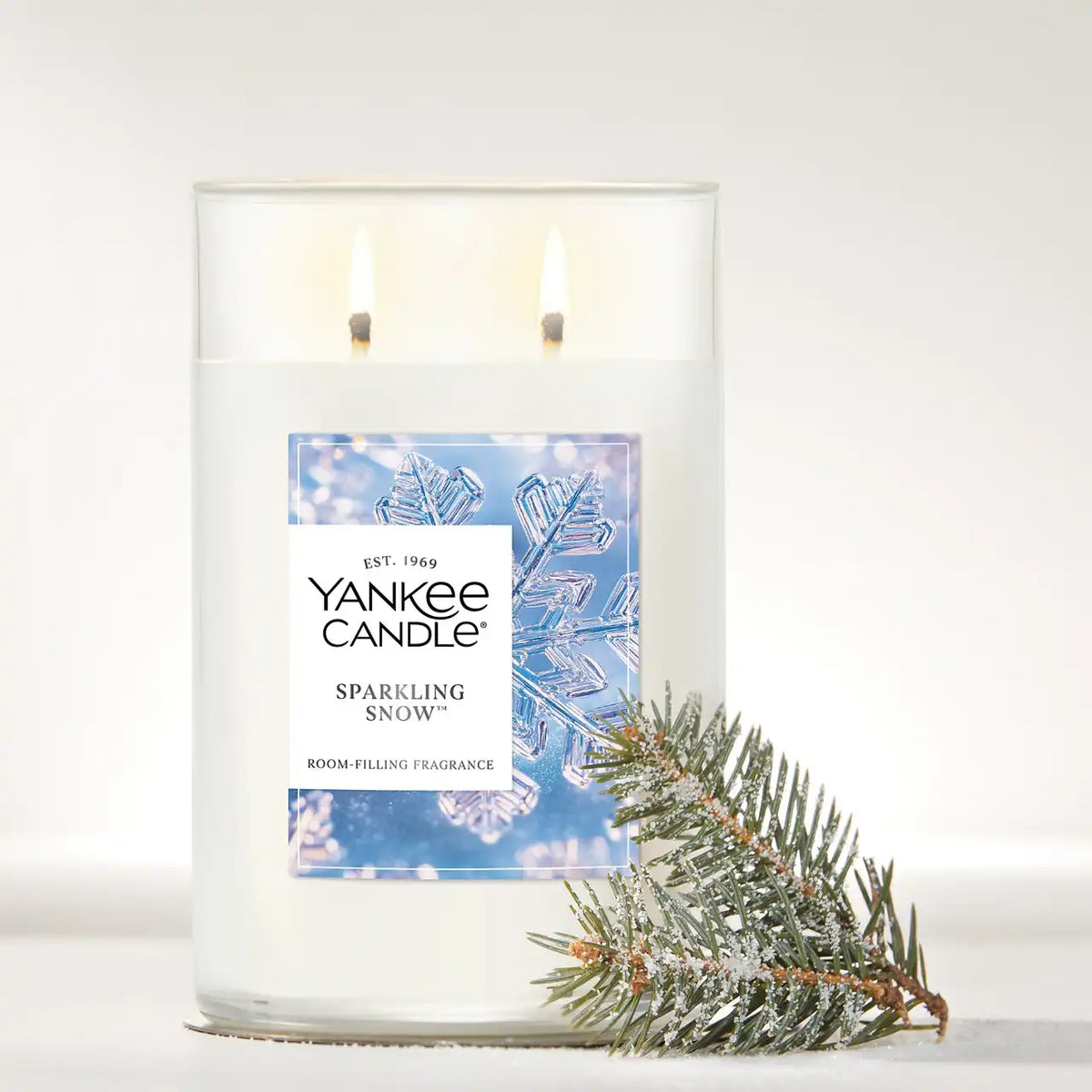 Sparkling Snow™ Large Tumbler Candle